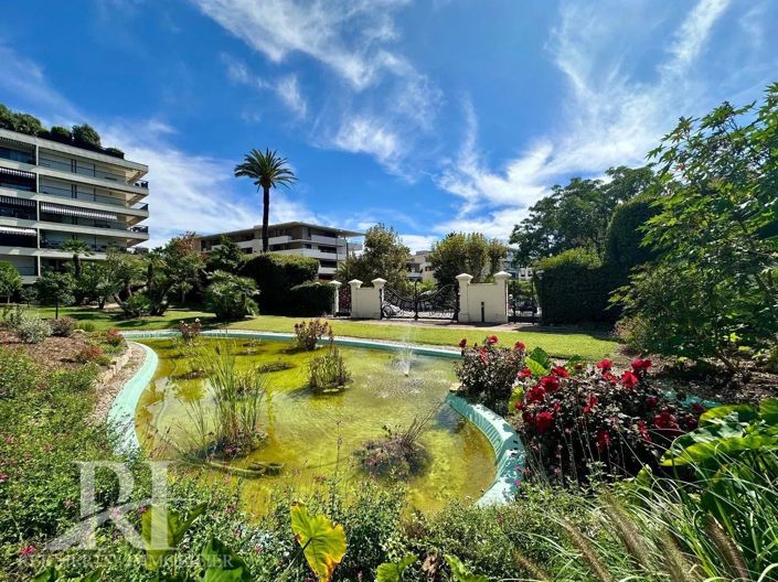 Image No.4-Appartement de 2 chambres à vendre à Cannes