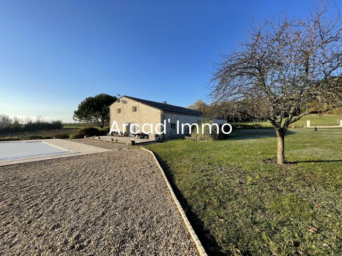 Image No.10-Maison de 9 chambres à vendre à Loubès-Bernac