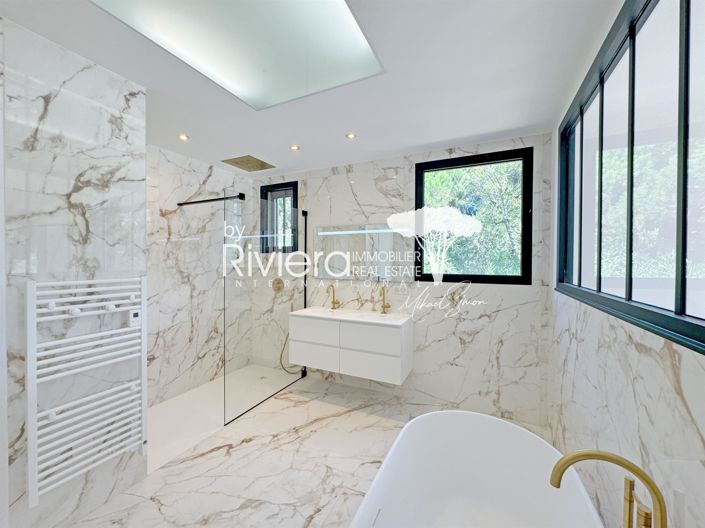 Image No.16-4 Bed House for sale