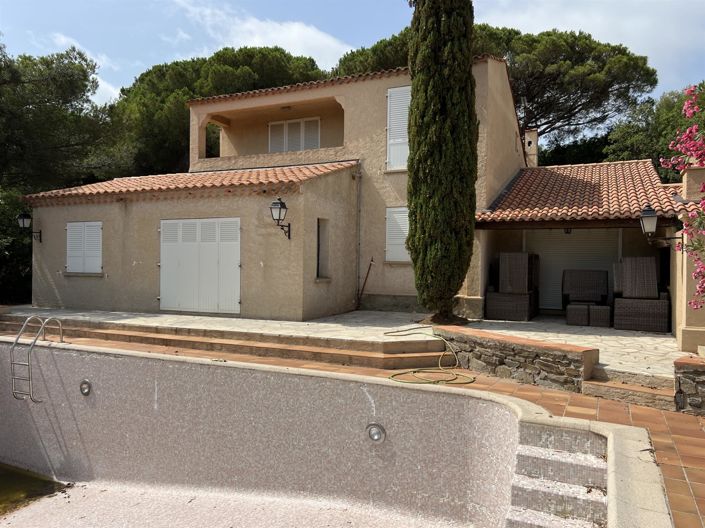 Image No.3-5 Bed House for sale