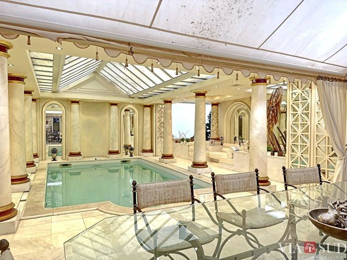 Image No.8-6 Bed Property for sale