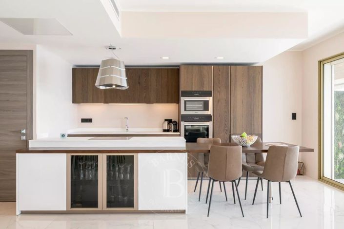 Image No.3-Appartement de 2 chambres à vendre à Cannes