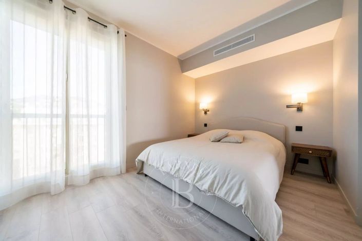 Image No.4-Appartement de 2 chambres à vendre à Cannes