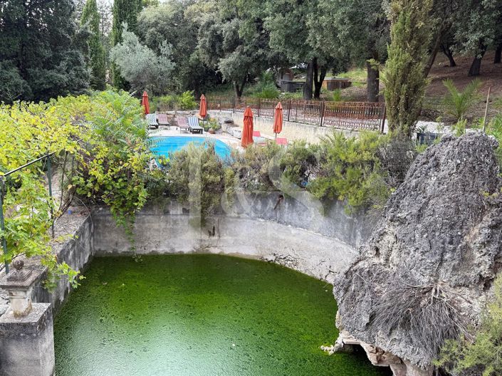 Image No.10-Propriété de 9 chambres à vendre à Nyons