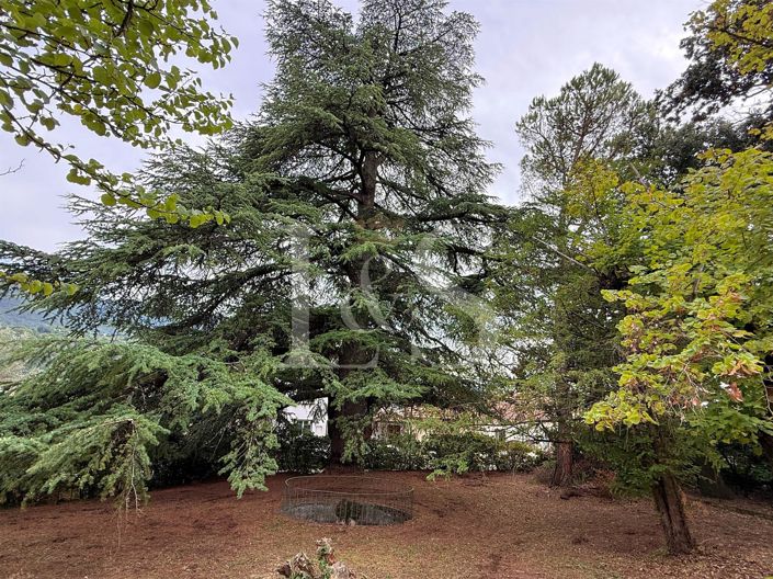 Image No.12-Propriété de 9 chambres à vendre à Nyons