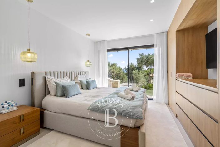 Image No.5-Maison de 5 chambres à vendre à Grimaud