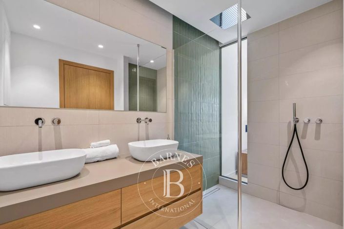 Image No.8-Maison de 5 chambres à vendre à Grimaud