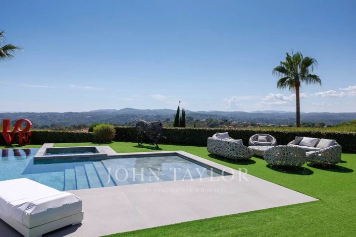 Image No.3-5 Bed House for sale