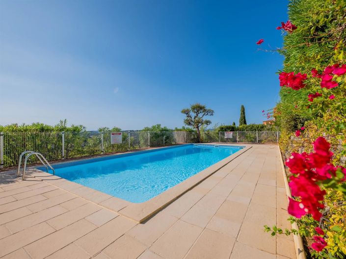 Image No.2-Appartement de 4 chambres à vendre à Sainte-Maxime