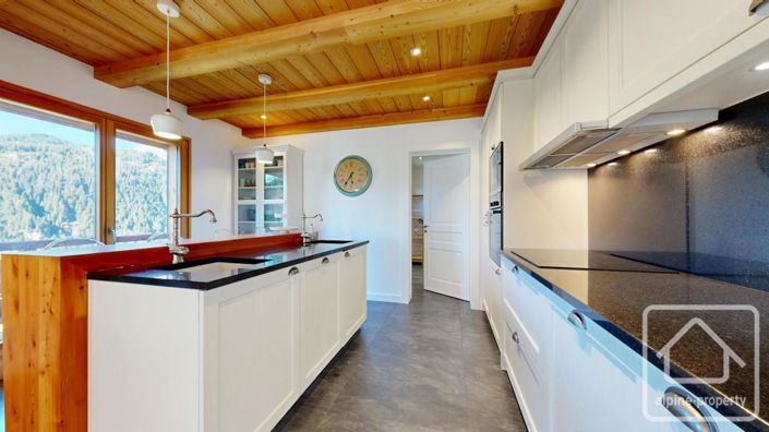 Image No.20-Propriété de 5 chambres à vendre à Chatel