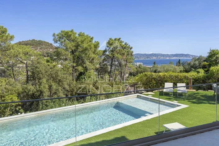 Image No.2-Maison de 4 chambres à vendre à Mandelieu-la-Napoule