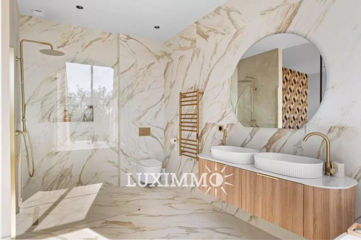 Image No.11-5 Bed House for sale