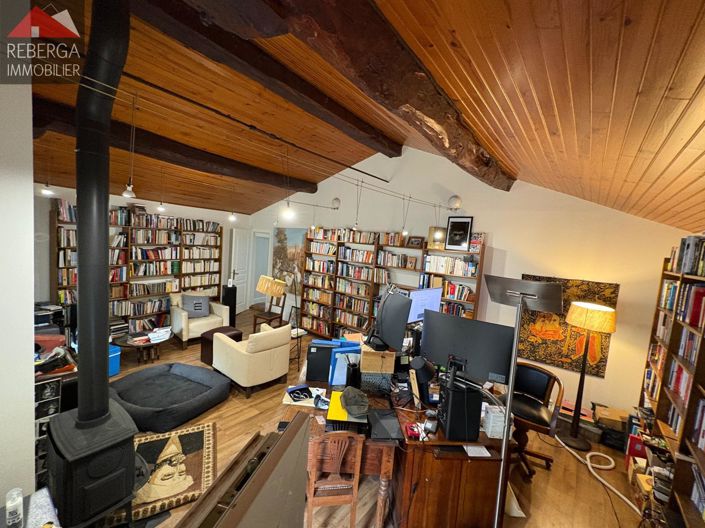 Image No.17-5 Bed House for sale