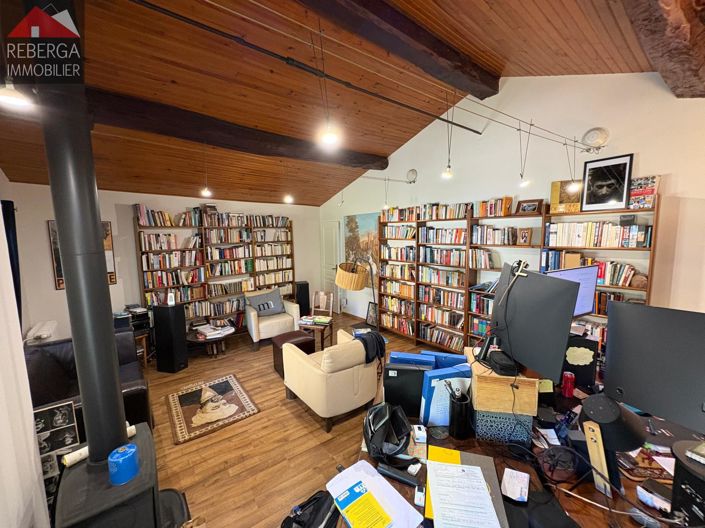 Image No.19-5 Bed House for sale