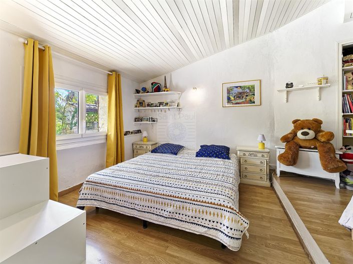 Image No.20-3 Bed House for sale