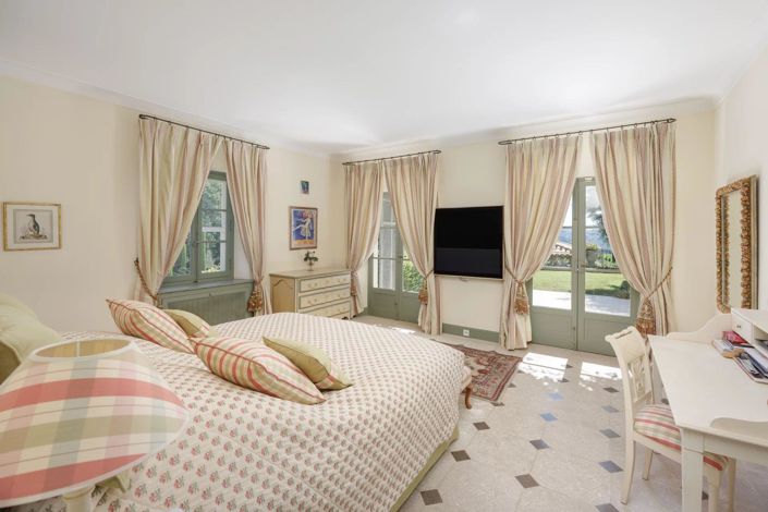 Image No.10-Maison de 8 chambres à vendre à Grasse