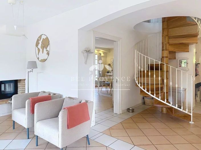 Image No.15-Maison de 5 chambres à vendre à Saint-Raphael