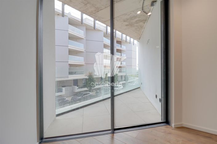 Image No.13-2 Bed Apartment for sale