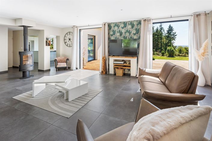 Image No.5-3 Bed House for sale