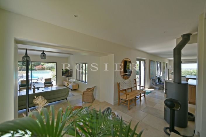 Image No.5-Maison de 4 chambres à vendre à Beaumettes