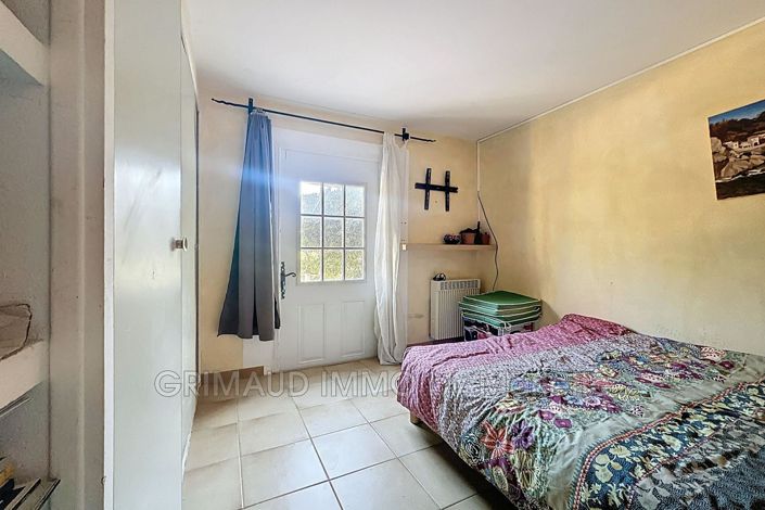 Image No.11-4 Bed House for sale