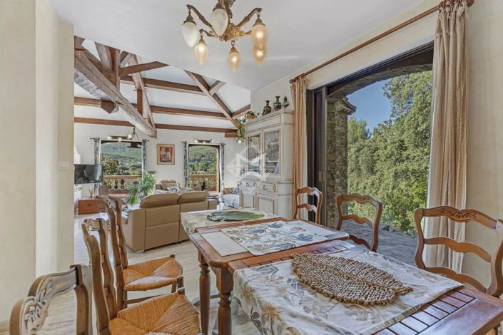 Image No.10-Maison de 7 chambres à vendre à Hyères