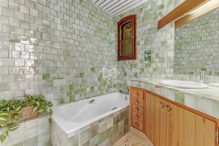 Image No.19-Maison de 7 chambres à vendre à Hyères