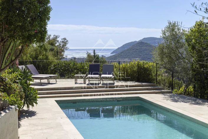 Image No.2-Maison de 6 chambres à vendre à Mandelieu-la-Napoule