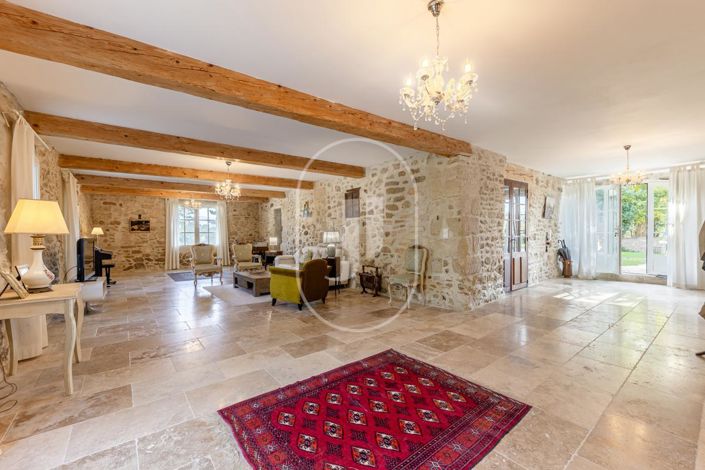 Image No.3-Maison de 9 chambres à vendre à Pernes-les-Fontaines