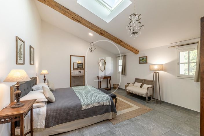 Image No.8-Maison de 9 chambres à vendre à Pernes-les-Fontaines