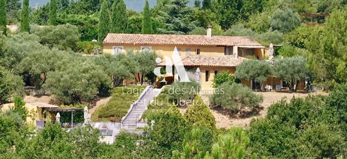 Image No.2-Maison de 6 chambres à vendre à Roussillon