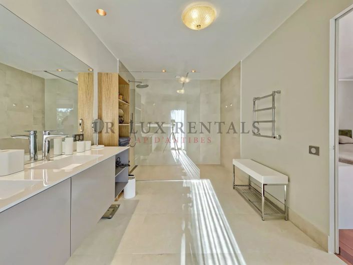 Image No.19-Maison de 4 chambres à vendre à Mougins