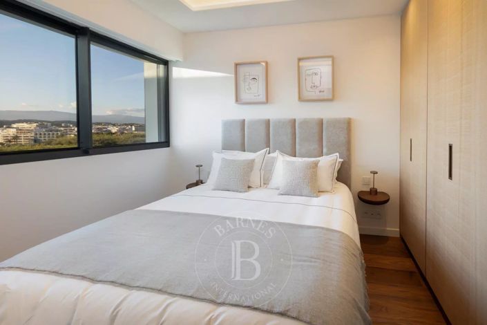 Image No.12-3 Bed Apartment for sale