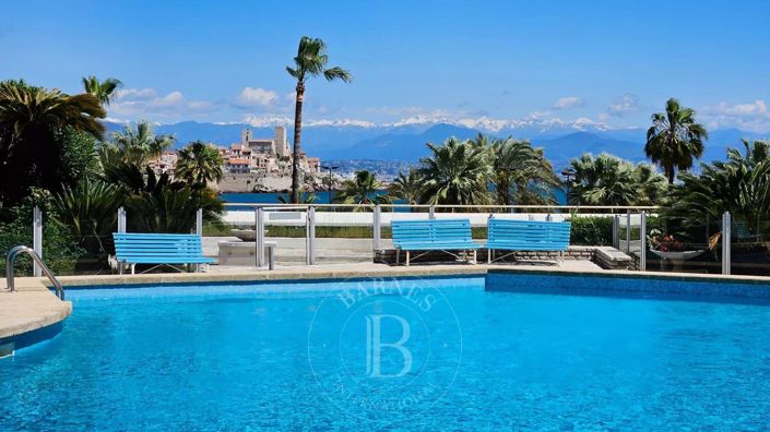 Image No.12-3 Bed Apartment for sale