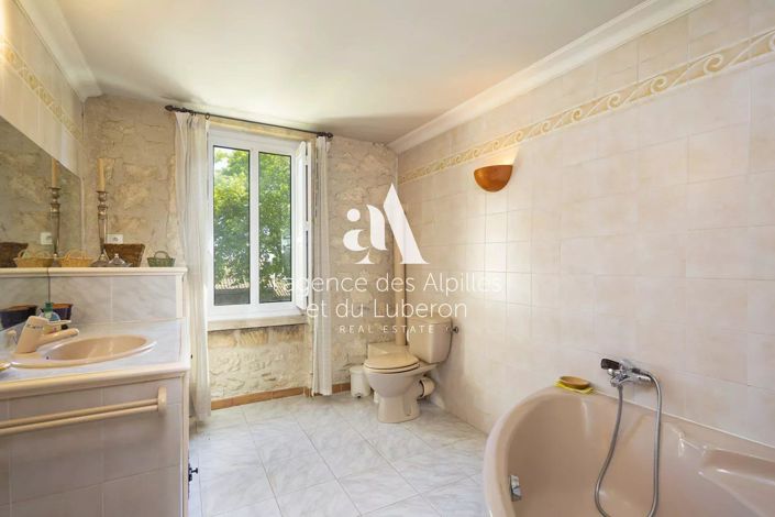 Image No.13-6 Bed House for sale