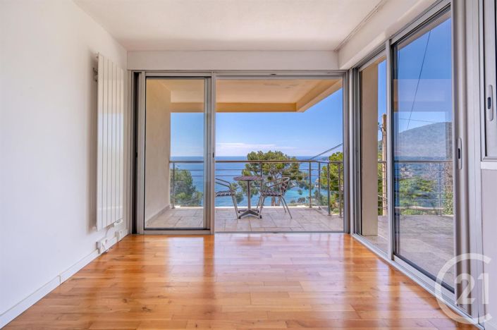 Image No.8-4 Bed Apartment for sale