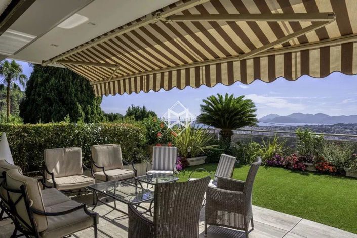 Image No.5-5 Bed Apartment for sale