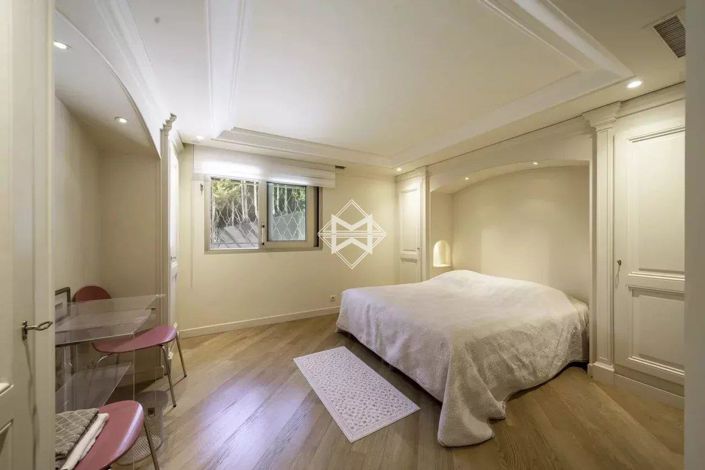 Image No.6-5 Bed Apartment for sale