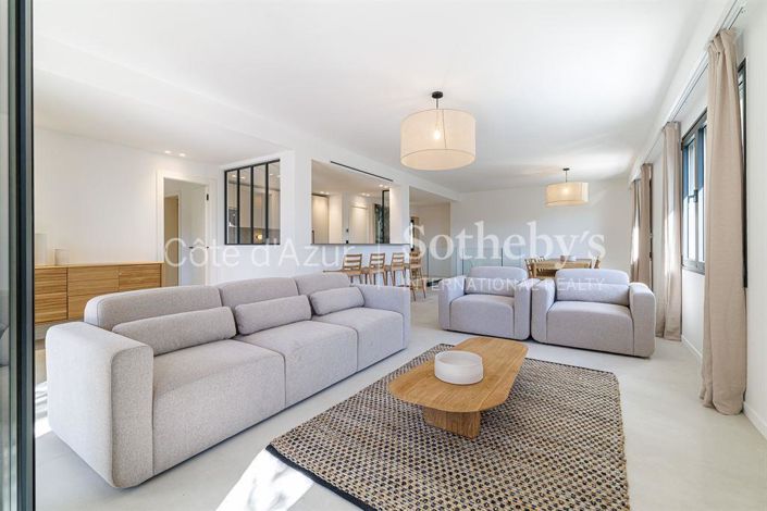 Image No.5-Propriété de 5 chambres à vendre à Nice