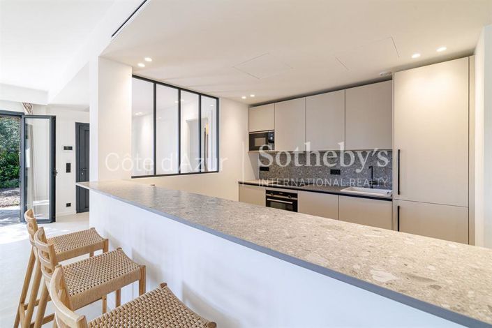 Image No.9-Propriété de 5 chambres à vendre à Nice