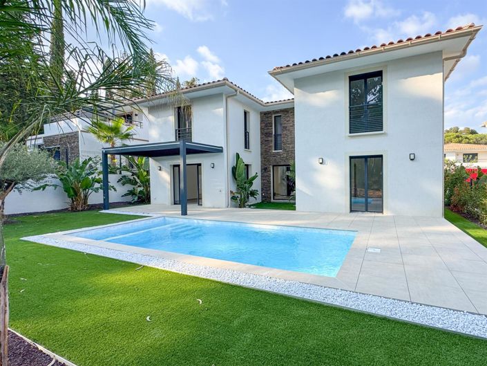 Image No.2-Maison de 4 chambres à vendre à Cavalaire-sur-Mer