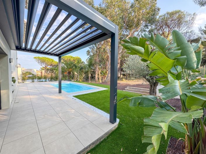 Image No.3-Maison de 4 chambres à vendre à Cavalaire-sur-Mer