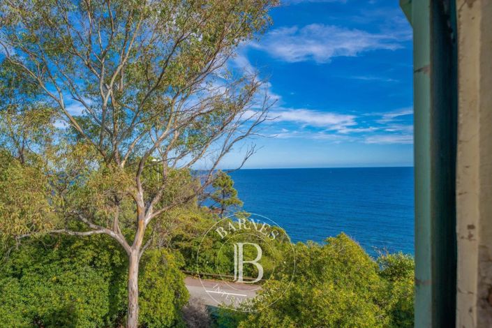 Image No.2-Maison à vendre à Saint-Raphael