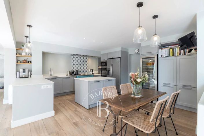 Image No.13-Maison de 9 chambres à vendre à Roquefort-les-Pins