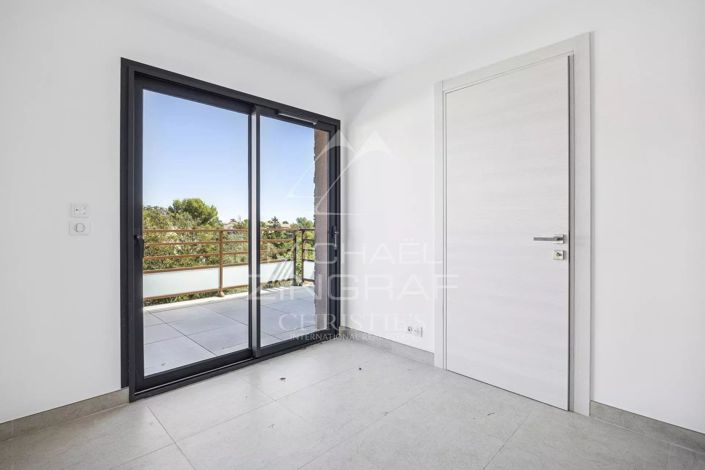 Image No.15-Appartement de 3 chambres à vendre à Saint-Raphael