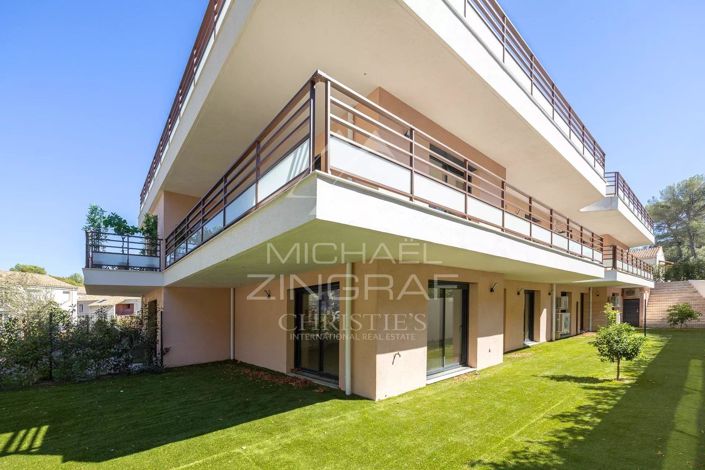 Image No.8-Appartement de 3 chambres à vendre à Saint-Raphael