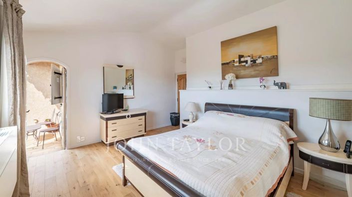 Image No.11-Maison de 6 chambres à vendre à Le Cannet