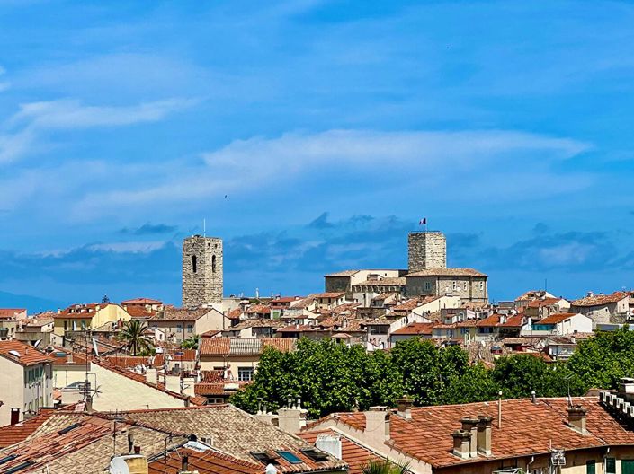 Image No.12-2 Bed Apartment for sale