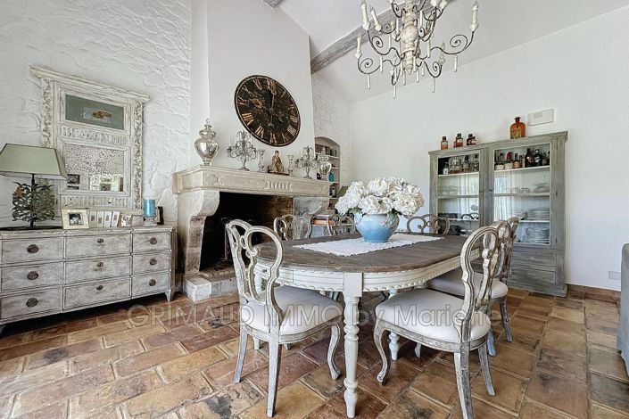 Image No.15-3 Bed House for sale