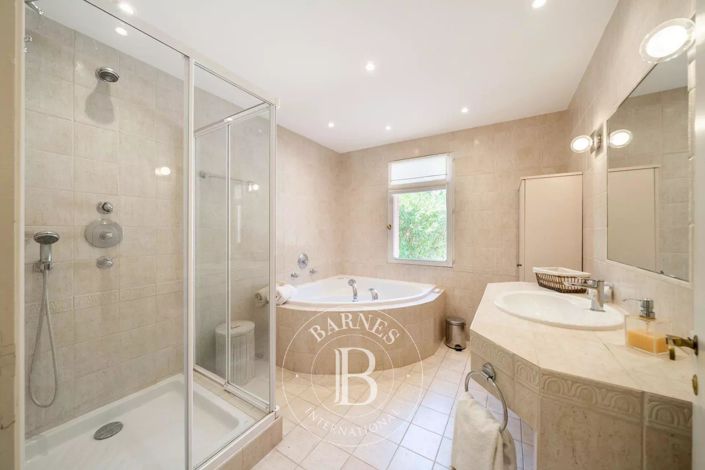 Image No.15-Maison de 7 chambres à vendre à Grasse